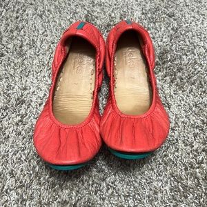 Poppy Tieks